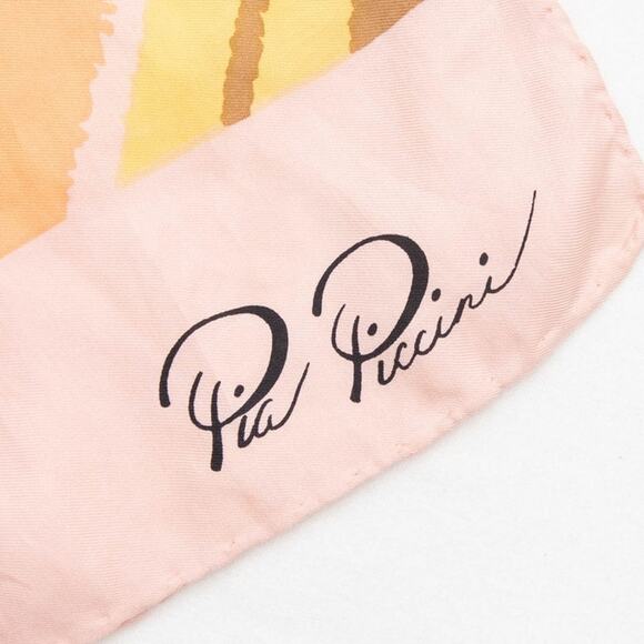 Pia Piccini 100% Silk Rectangular Pink Chevron Scarf - Picture 3 of 7